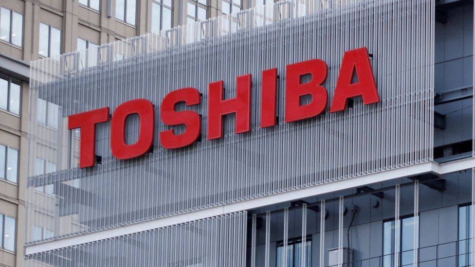 Toshiba's Evolution: Navigating Challenges from Global Leadership to Stock Market Withdrawal