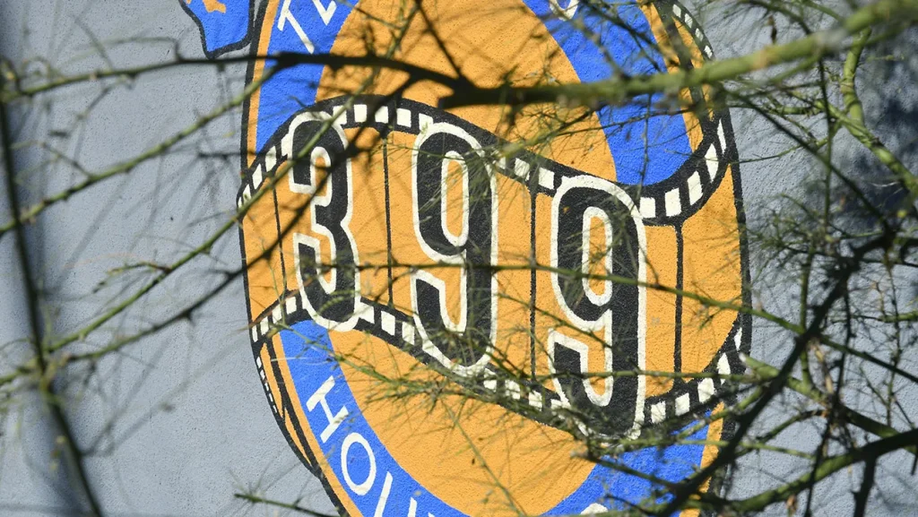 Hollywood Crafts Unions Accuse Studios of Neglecting Workers