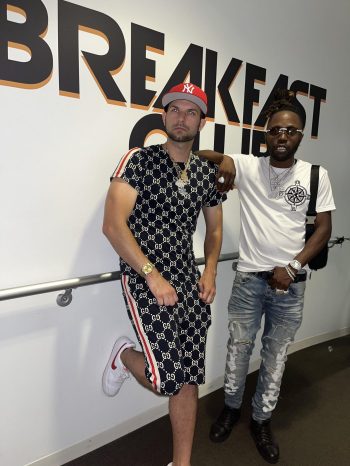 352185048_1298270940898363_3877621382791950364_n-scaled