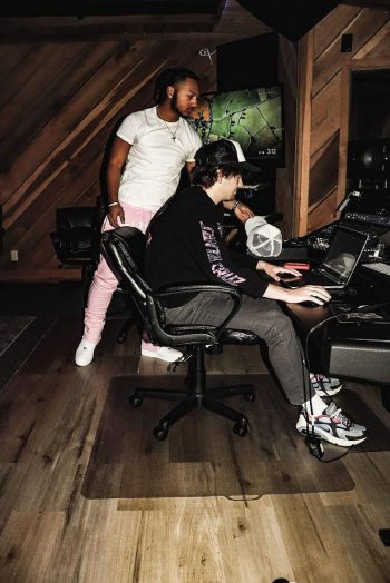 7B39EEF6-E0A1-4761-A10C-9AFCA179F157