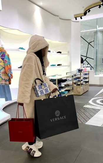 D76E747B-0016-42B3-AA26-E0323B452090