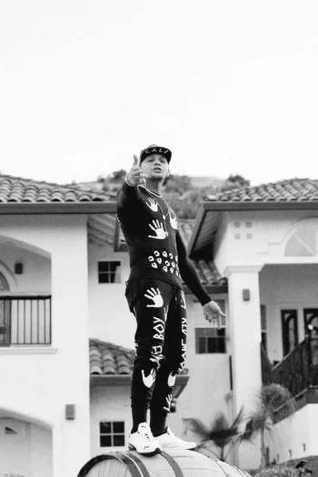 E29D2F4A-E992-42C1-9205-0E0DD012E8C5