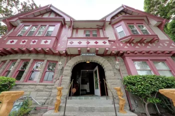 Berkeley Landmark Tied to Sam Bankman-Fried's Crypto Scandal