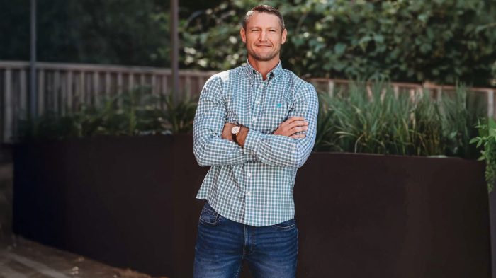 Bobby J Graham