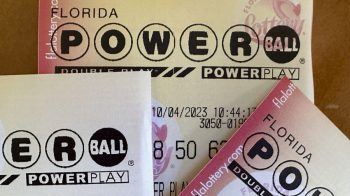 Powerball Jackpot Nears $1 Billion Mark With No Winners Yet